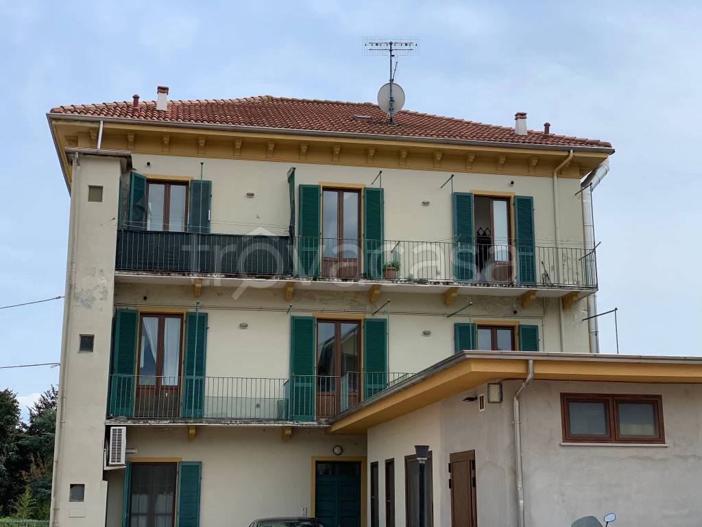 appartamento in affitto ad Ivrea