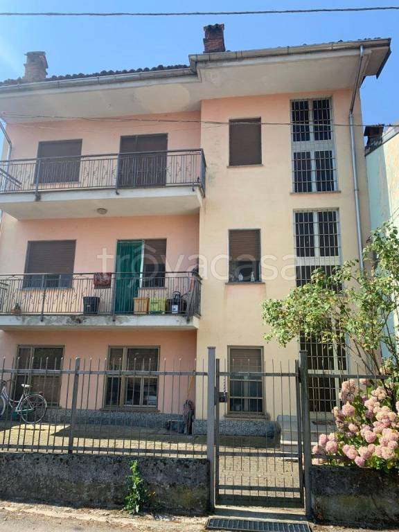 appartamento in affitto ad Ivrea