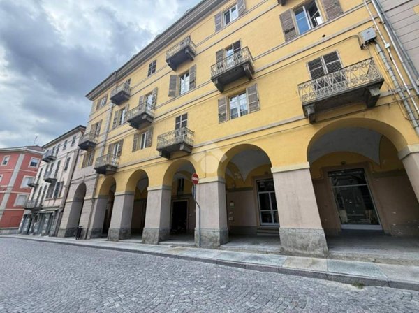 ufficio in affitto ad Ivrea