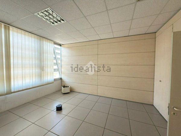 ufficio in affitto ad Ivrea