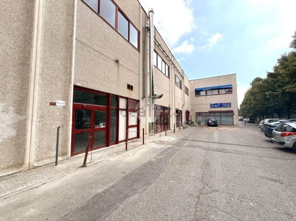 capannone in affitto ad Ivrea