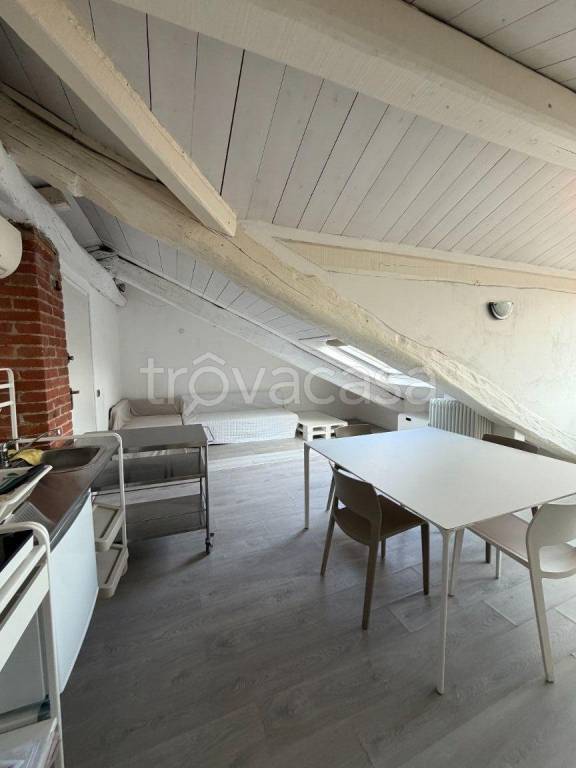 appartamento in affitto ad Ivrea
