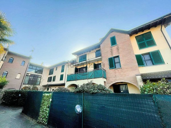 appartamento in affitto a Bornasco in zona Gualdrasco