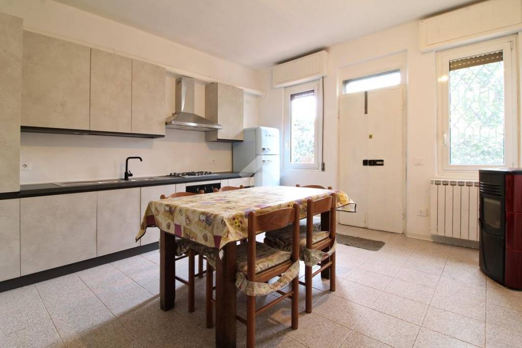 appartamento in affitto a Bressana Bottarone