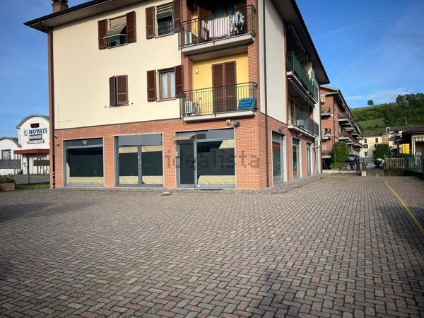 negozio in affitto a Broni