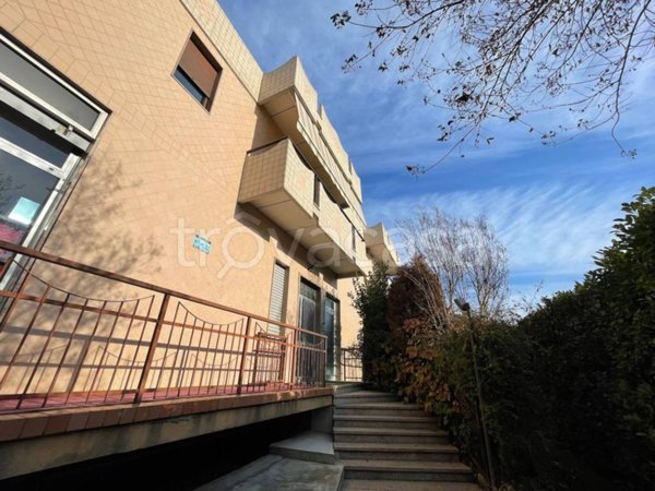 appartamento in affitto a La Loggia