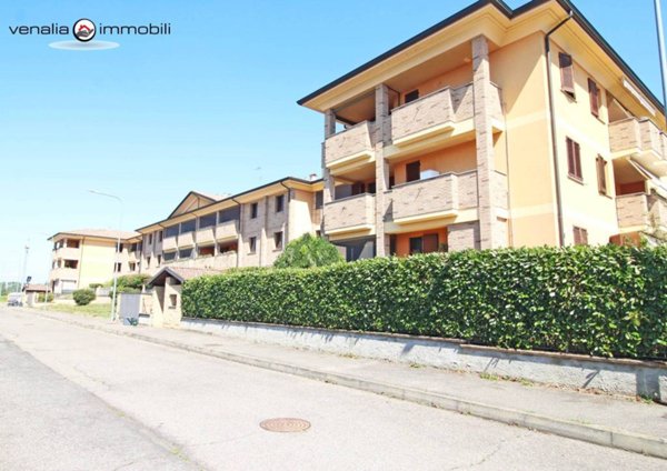 appartamento in affitto a Casorate Primo