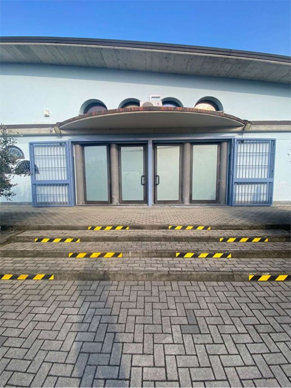 locale commerciale in affitto a Cassolnovo in zona Molino Del Conte