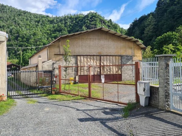 capannone in affitto a Lanzo Torinese
