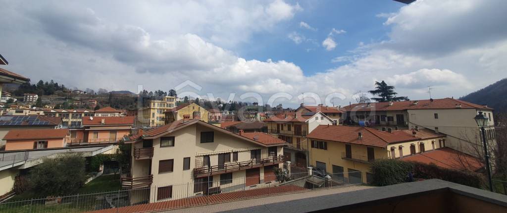 ufficio in affitto a Lanzo Torinese