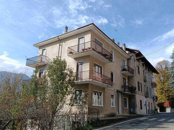 appartamento in affitto a Lanzo Torinese