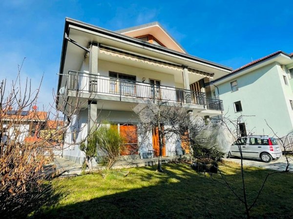 quadrivano in affitto a Lanzo Torinese