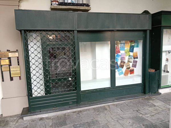 negozio in affitto a Lanzo Torinese