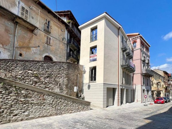 appartamento in affitto a Lanzo Torinese in zona Colombaro
