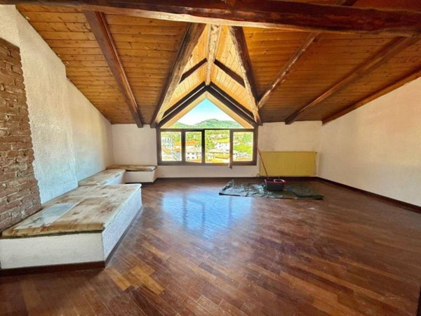 appartamento in affitto a Lanzo Torinese in zona Colombaro