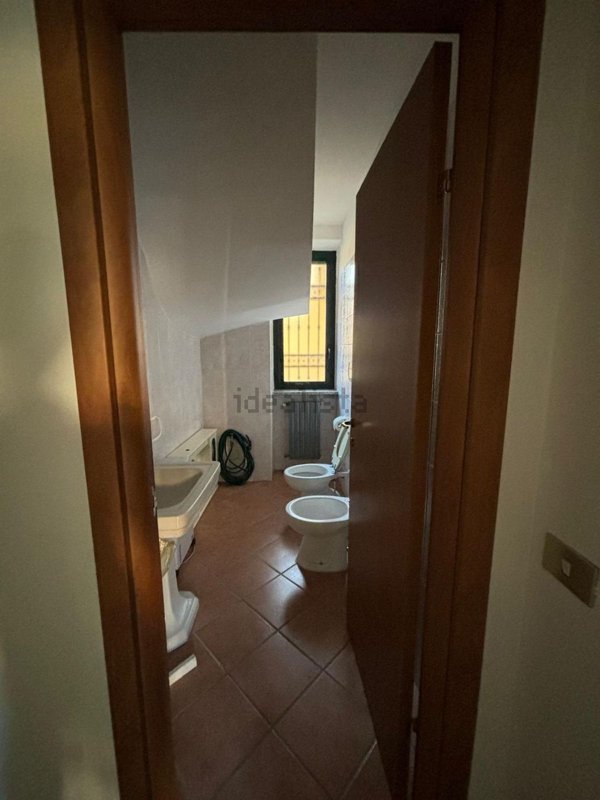 locale commerciale in affitto a Garlasco