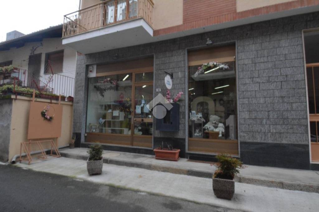 negozio in affitto a Leinì