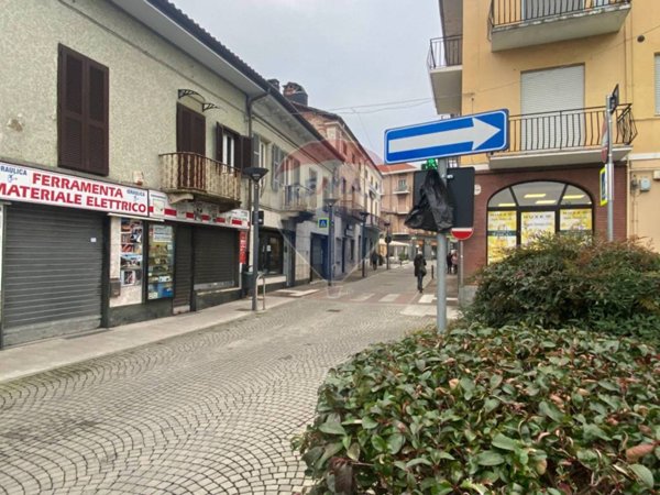negozio in affitto a Leinì