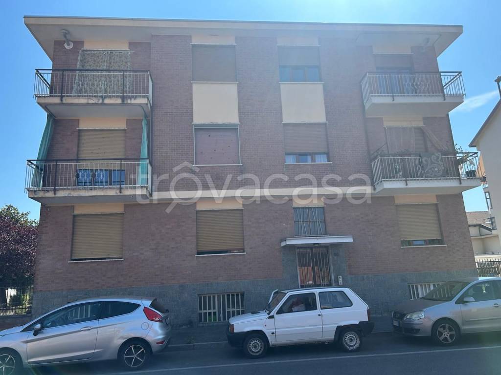 appartamento in affitto a Leinì