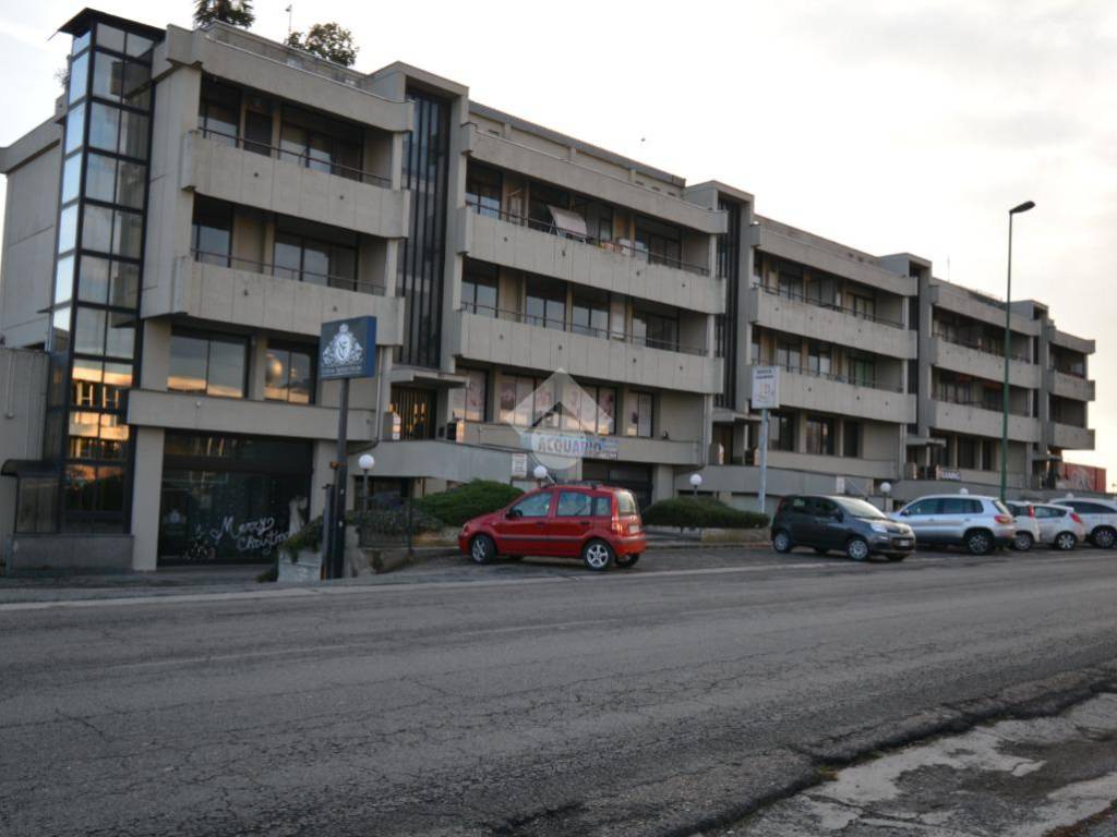 ufficio in affitto a Leinì