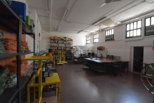 ufficio in affitto a Leinì