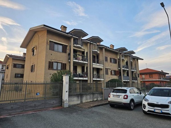 appartamento in affitto a Leinì