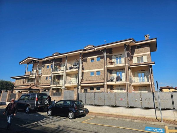 appartamento in affitto a Leinì