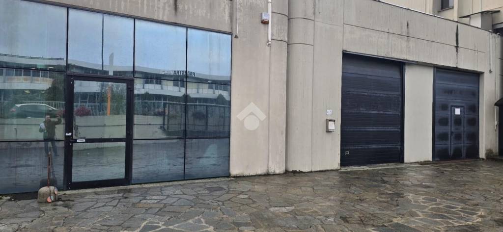 negozio in affitto a Leinì