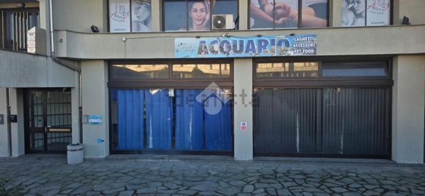 ufficio in affitto a Leinì