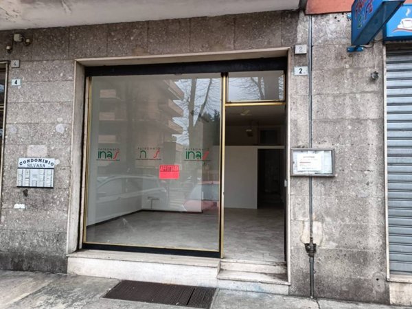 negozio in affitto a Mortara