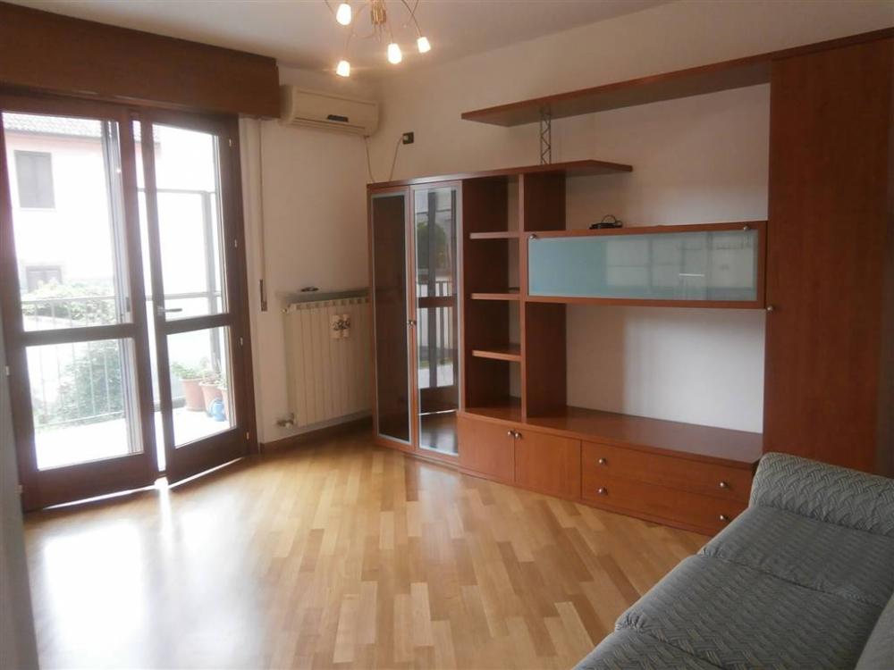 appartamento in affitto a Mortara