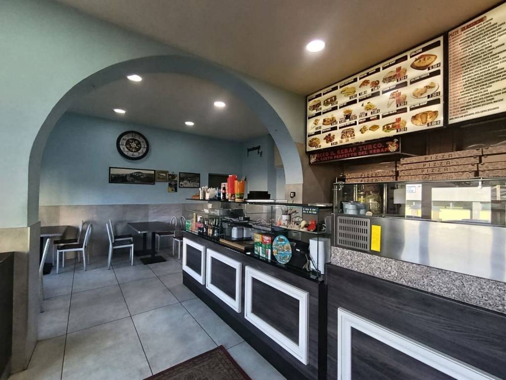 negozio in affitto a Mortara