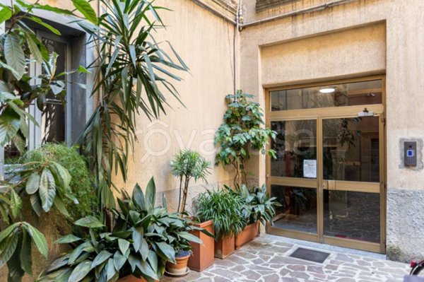 locale commerciale in affitto a Palestro