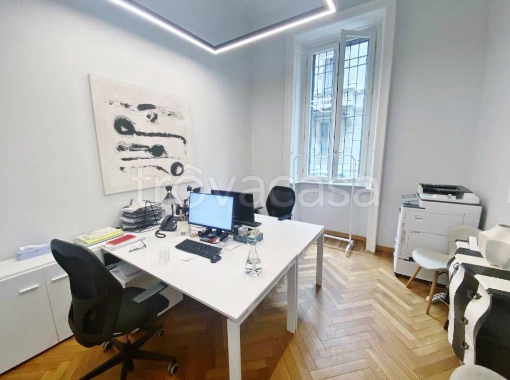 ufficio in affitto a Palestro