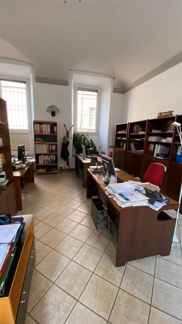 ufficio in affitto a Pavia in zona Centro Città