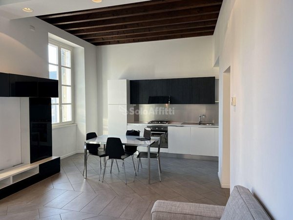 appartamento in affitto a Pavia in zona Centro Città