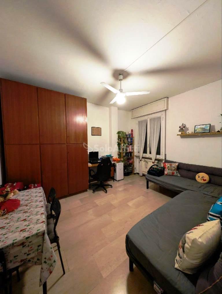 appartamento in affitto a Pavia in zona Campari