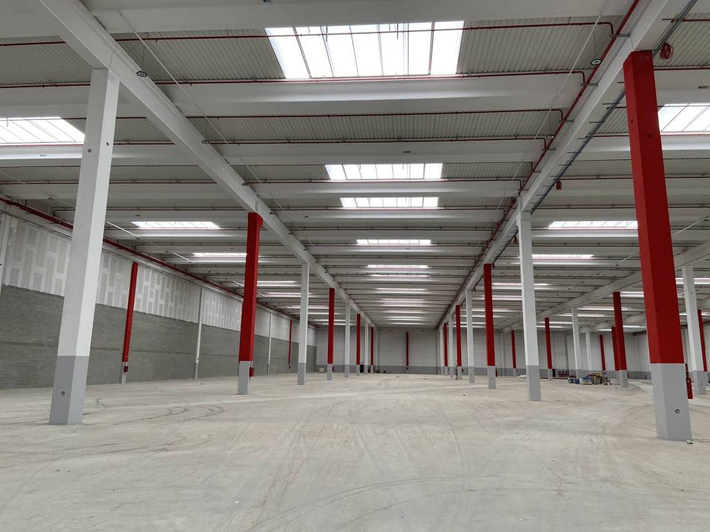 locale commerciale in affitto a Pavia in zona Borgo Ticino