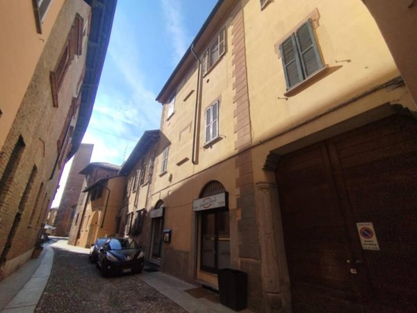 appartamento in affitto a Pavia in zona Centro Città