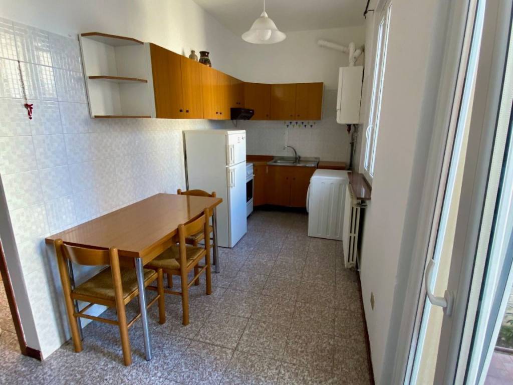 appartamento in affitto a Pavia in zona Borgo Ticino
