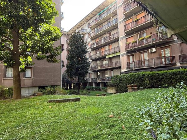 appartamento in affitto a Pavia in zona Viale Della Libertà