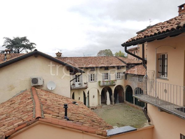 appartamento in affitto a Pavia in zona Centro Città