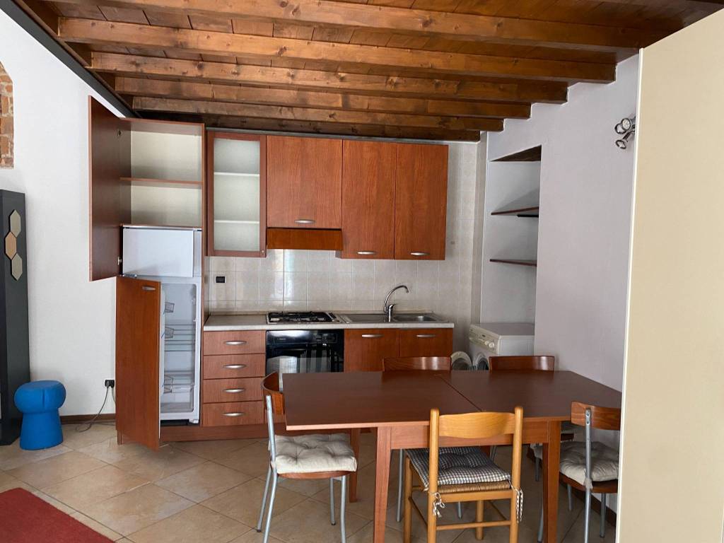 appartamento in affitto a Pavia in zona Centro Città