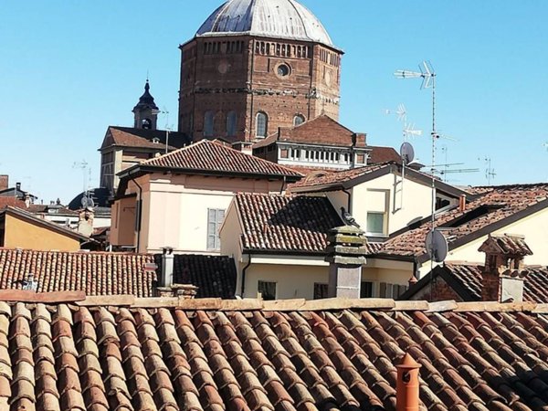 appartamento in affitto a Pavia in zona Centro Città