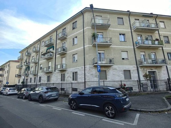 appartamento in affitto a Pavia