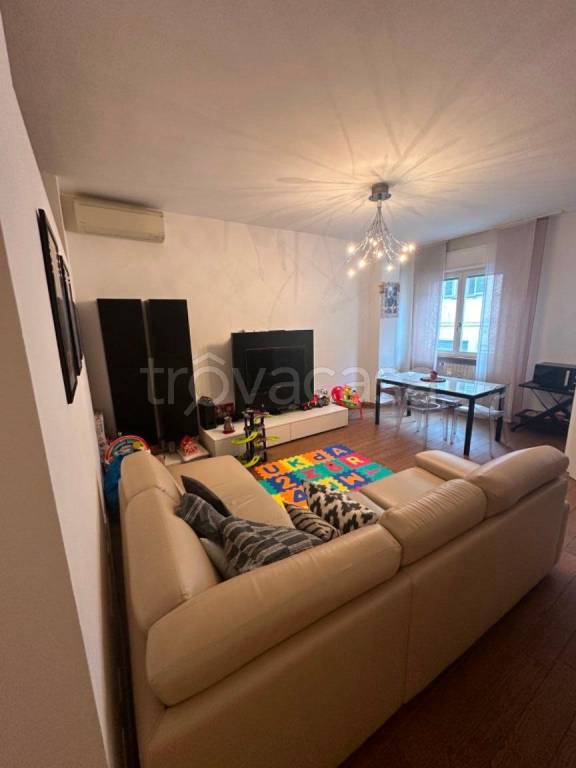 appartamento in affitto a Pavia in zona Centro Città