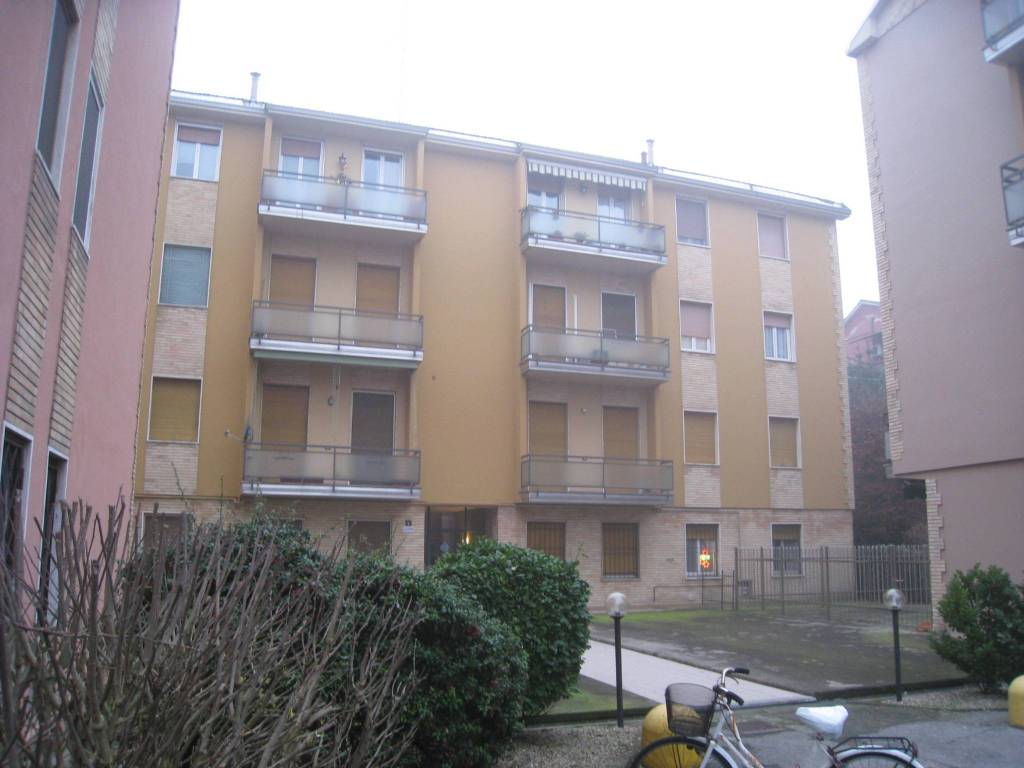appartamento in affitto a Pavia in zona Campari