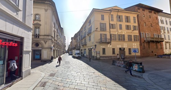 appartamento in affitto a Pavia in zona Centro Città