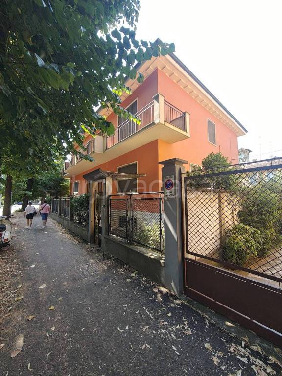 appartamento in affitto a Pavia in zona Città Giardino