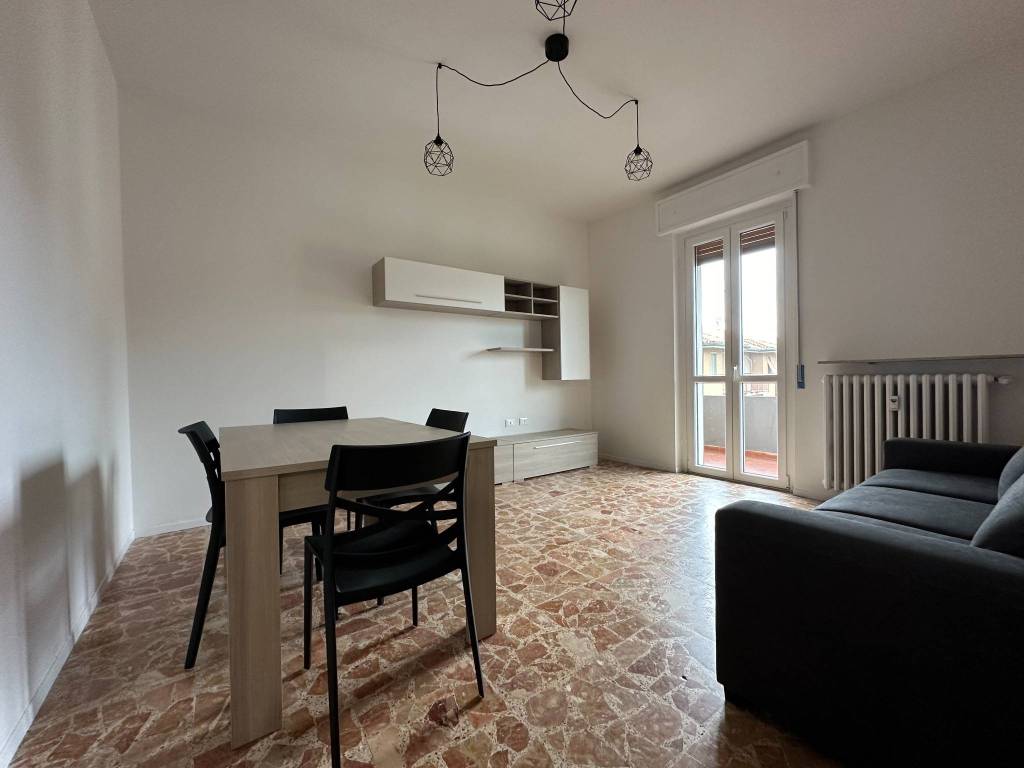 appartamento in affitto a Pavia in zona Città Giardino